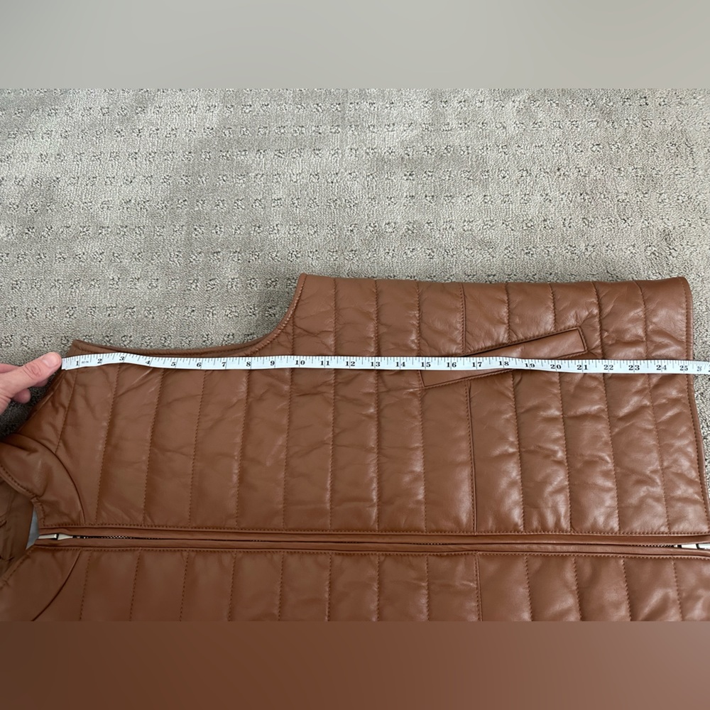 Neiman Marcus lamb leather vest - Picture 7 of 9